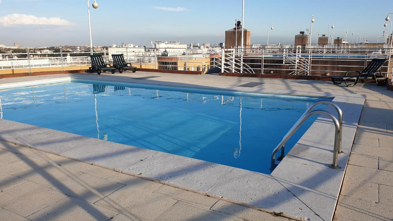 Apart Lisbon Pool Metro Garage מראה חיצוני תמונה