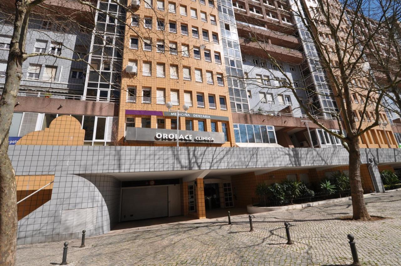 Apart Lisbon Pool Metro Garage מראה חיצוני תמונה