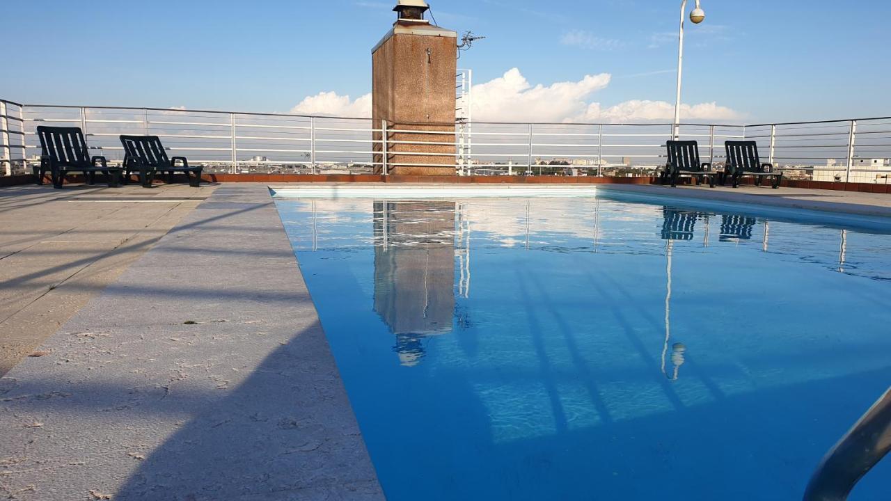 Apart Lisbon Pool Metro Garage מראה חיצוני תמונה