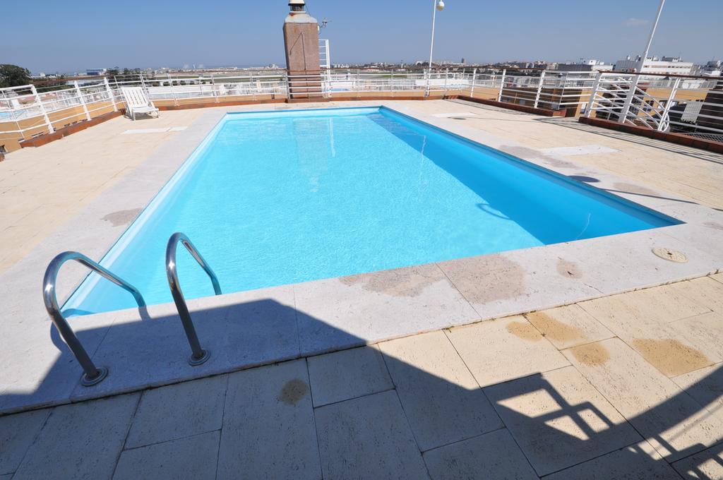 Apart Lisbon Pool Metro Garage חדר תמונה